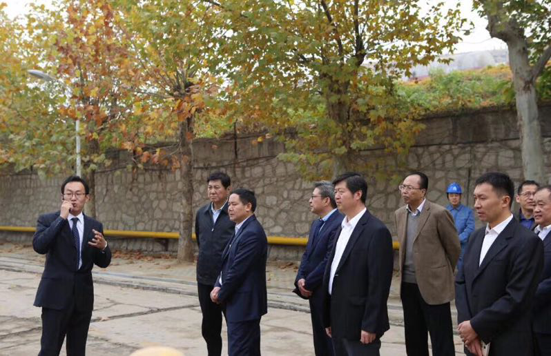 瀝青裝置原料罐區(qū)改擴(kuò)建項目竣工儀式舉行2.png 瀝青裝置原料罐區(qū)改擴(kuò)建項目竣工儀式舉行2.png