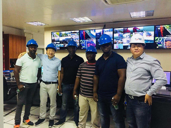 熱烈歡迎非洲贊比亞客戶來深奧圖工廠考察 熱烈歡迎非洲贊比亞客戶來深奧圖工廠考察